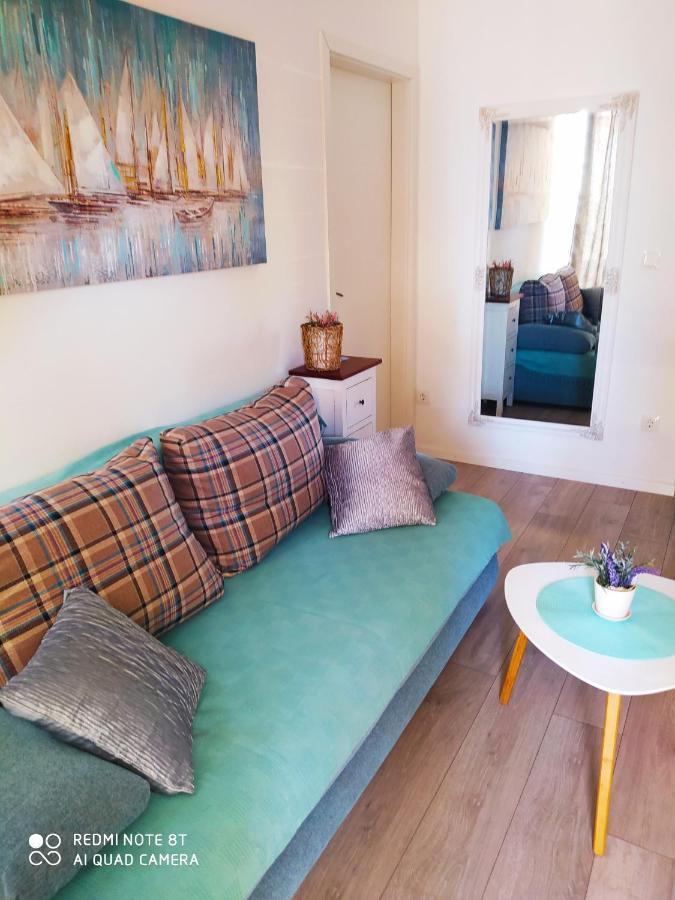 Apartmani Ana Vir Εξωτερικό φωτογραφία