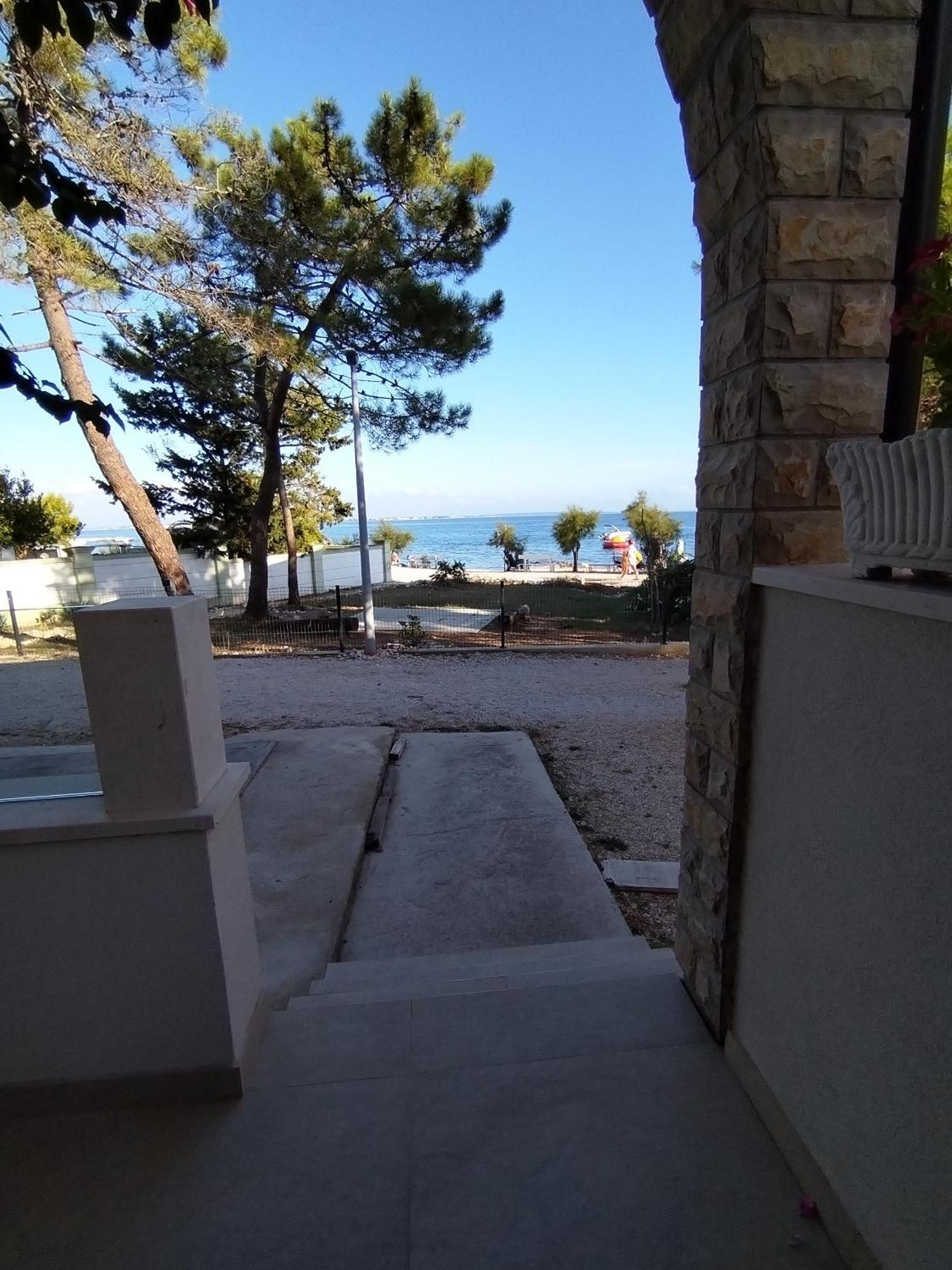 Apartmani Ana Vir Δωμάτιο φωτογραφία